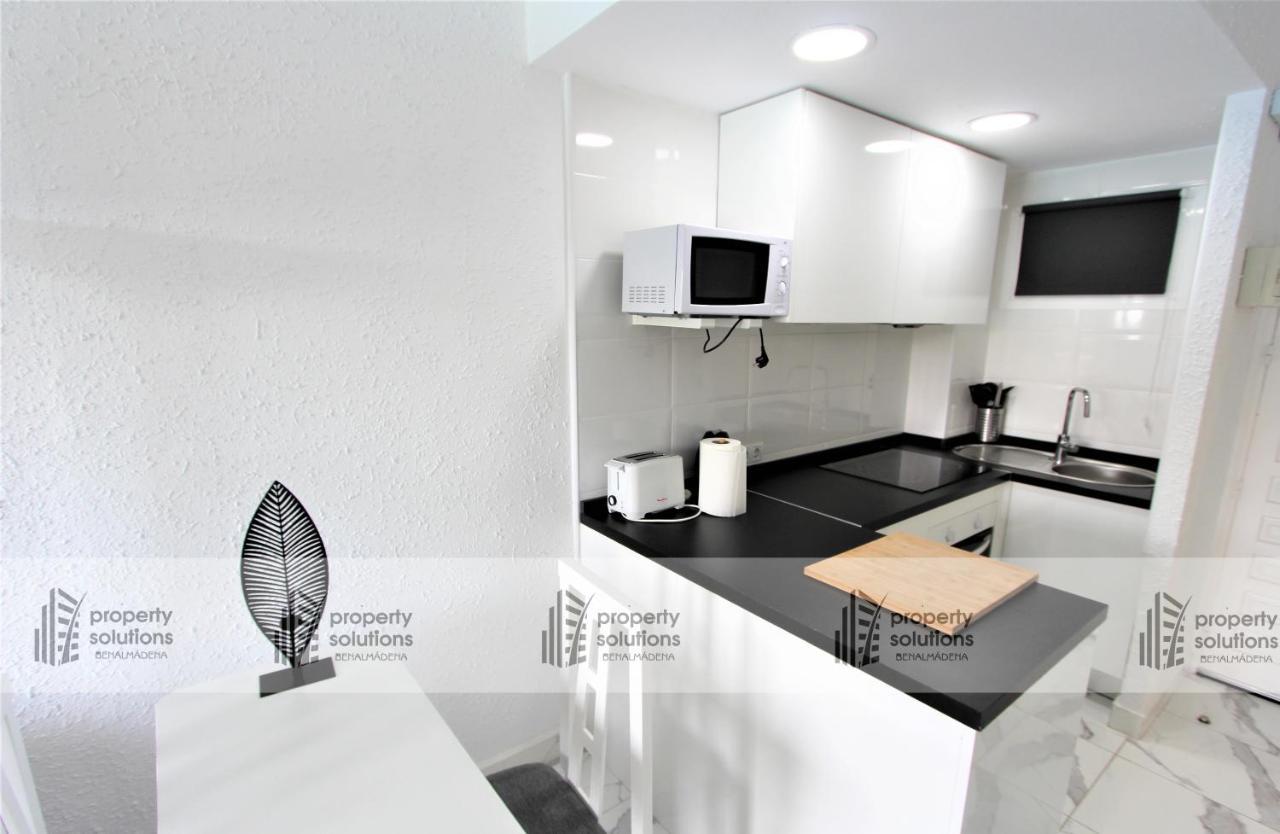 127 Jupiter Estudio. Vista Al Jardin Y La Piscina. Benalmádena Exterior photo