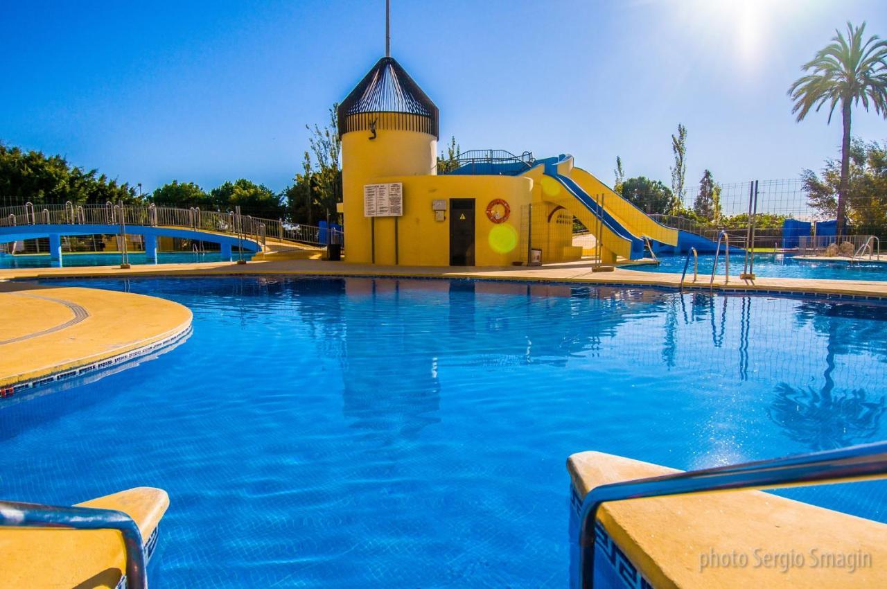 127 Jupiter Estudio. Vista Al Jardin Y La Piscina. Benalmádena Exterior photo