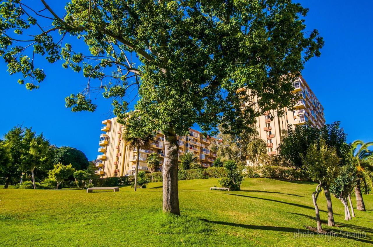 127 Jupiter Estudio. Vista Al Jardin Y La Piscina. Benalmádena Exterior photo